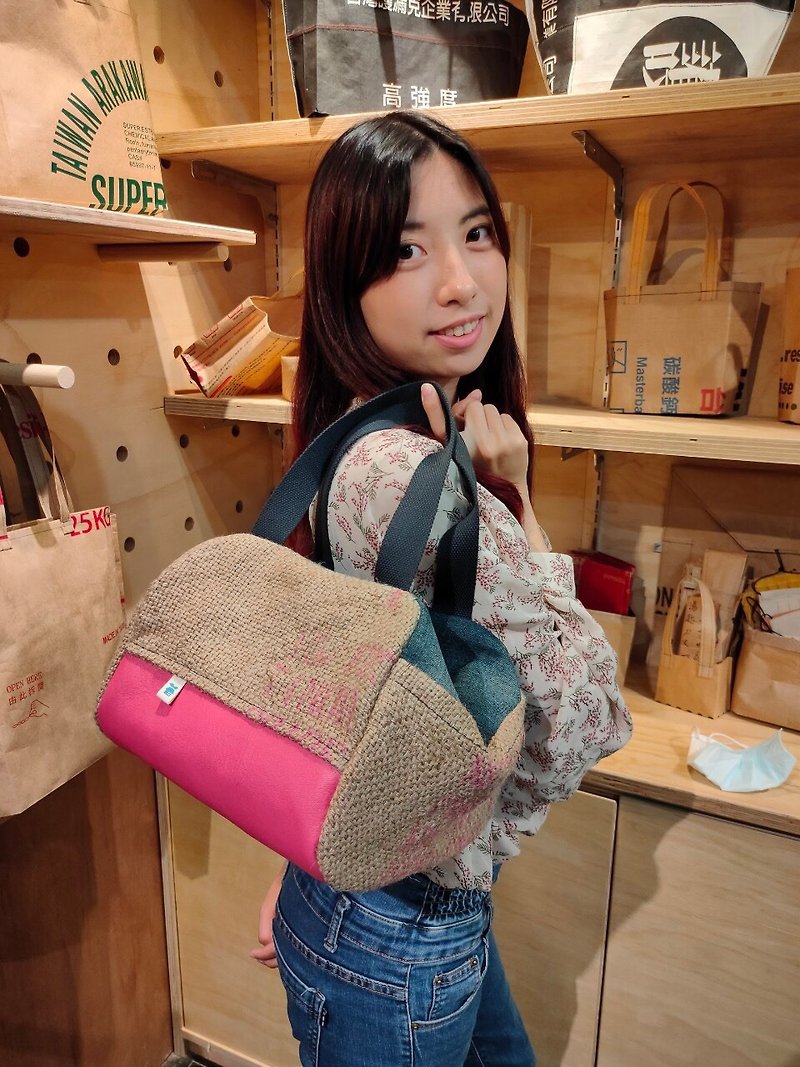 Coffee linen bag loop design meets denim denim unique bag - กระเป๋าถือ - ผ้าฝ้าย/ผ้าลินิน สีกากี