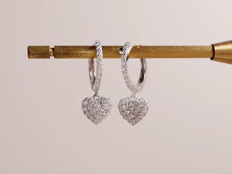 【Mother's Day Gift】Be in Love. love earrings - ต่างหู - เงินแท้ สึชมพู