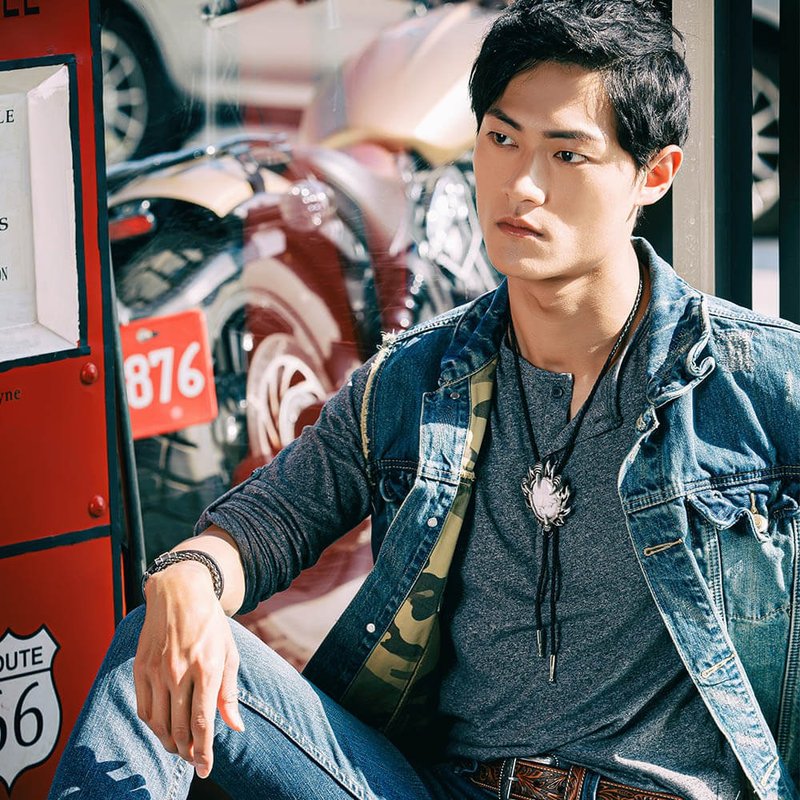 鷹爪擒石 保羅領帶 Bolo Tie 皮革項鍊 皮繩領帶 長項鍊 天然礦石 - 領帶/領帶夾 - 人造皮革 銀色