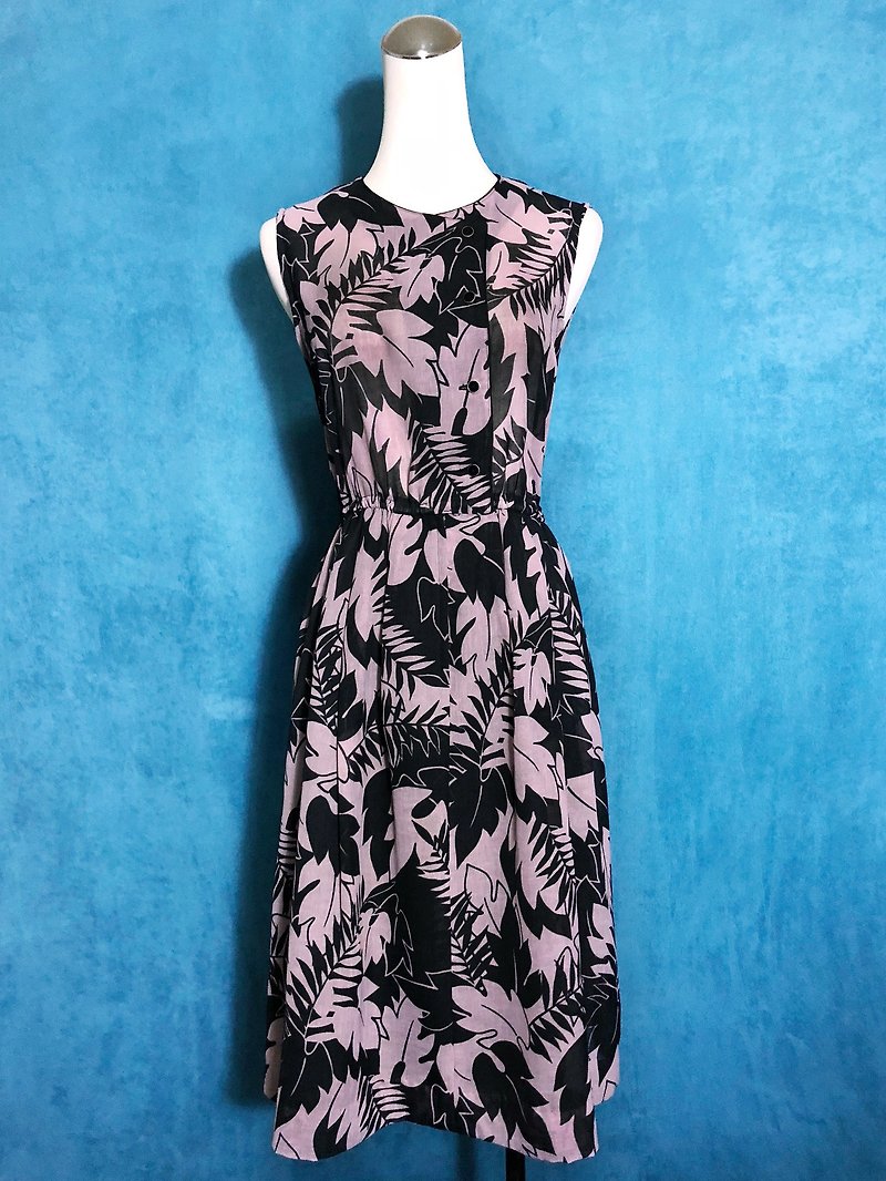 Leaf shadow sleeveless vintage dress / Bring Back VINTAGE abroad - One Piece Dresses - Polyester Multicolor