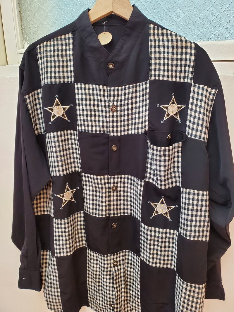 有禮貌穿搭 日本古著 雪紡 格紋星星刺繡 亨利領 長襯 L號 近全新 - 男襯衫/休閒襯衫 - 棉．麻 黑色