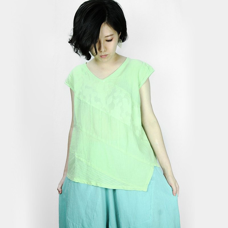 【聲聲慢】酷夏涼品剪接花布上衣 - 女上衣/長袖上衣 - 棉．麻 