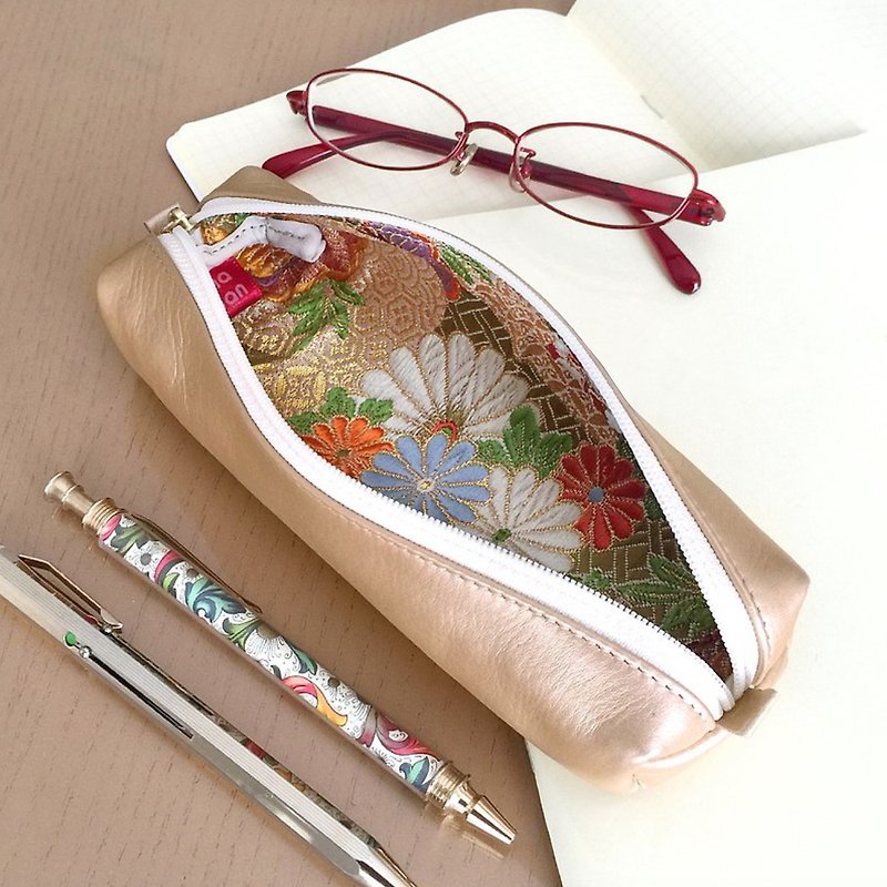 Leather pen case with Japanese Traditional pattern, Kimono - Brocade - กล่องดินสอ/ถุงดินสอ - หนังแท้ สีทอง