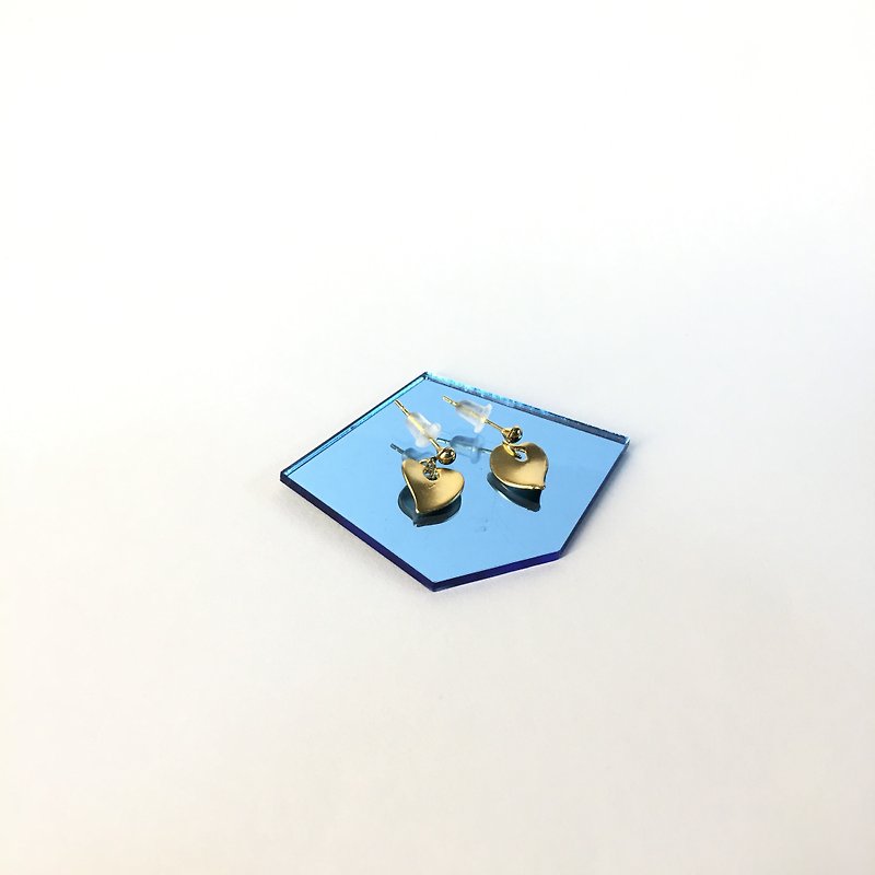Heart-shaped fog gold earrings - ต่างหู - โลหะ ขาว
