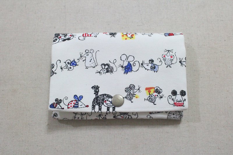 Multi-level coin purse-cat catching mouse on white - Wallets - Cotton & Hemp White
