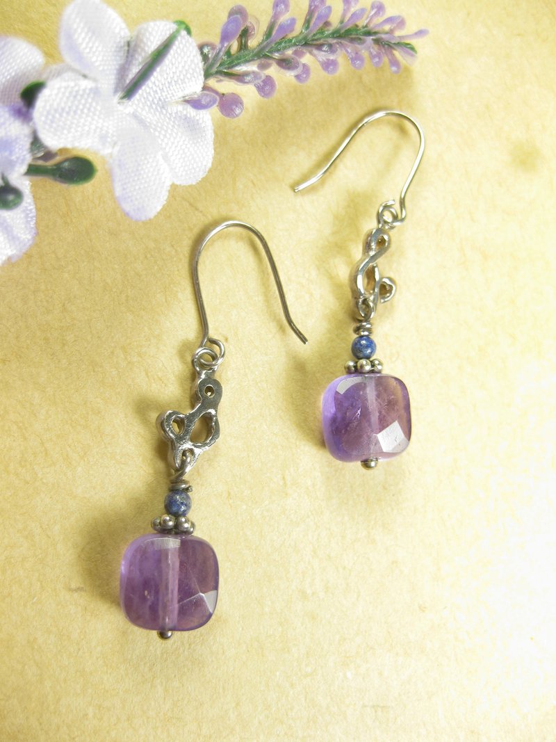 [Christmas Gift Box] Sterling Silver Design Earrings Lapis Lazuli + Amethyst (Ear Hooks) - Earrings & Clip-ons - Stone Purple