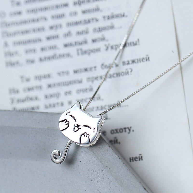 Customized gifts. 925 sterling silver double-sided cat expression design sterling silver necklace girl cat lover gift