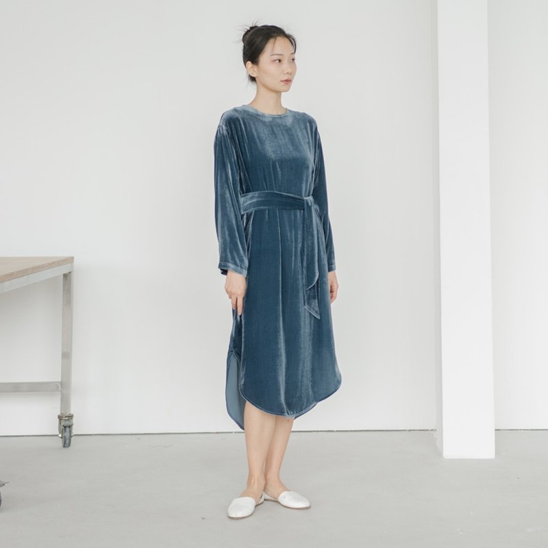 Special offer thank you hand made silk velvet fog blue long-sleeved dress dress with belt D190146 - One Piece Dresses - Silk Blue