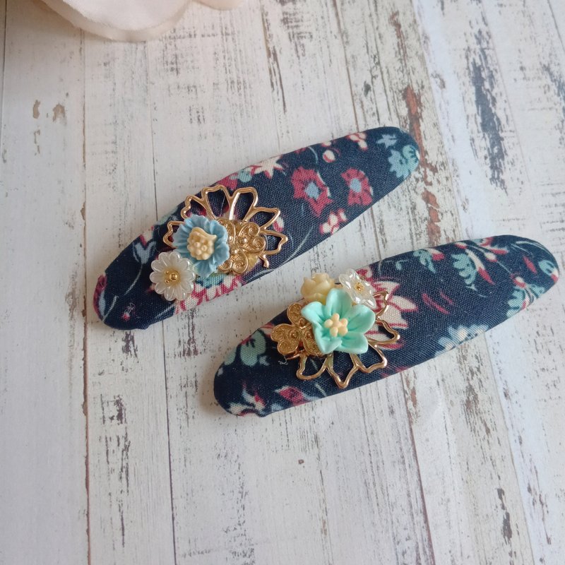 wow Handmade flower wrapped cloth triangle BB clip hairpin hair accessories - เครื่องประดับผม - วัสดุอื่นๆ 