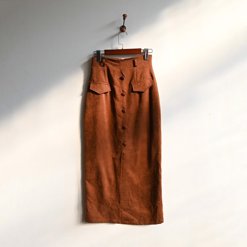 【Eggplant Vintage】Showa Era Elegant Velour High-Waisted Vintage Maxi Skirt - กระโปรง - ไฟเบอร์อื่นๆ สีนำ้ตาล