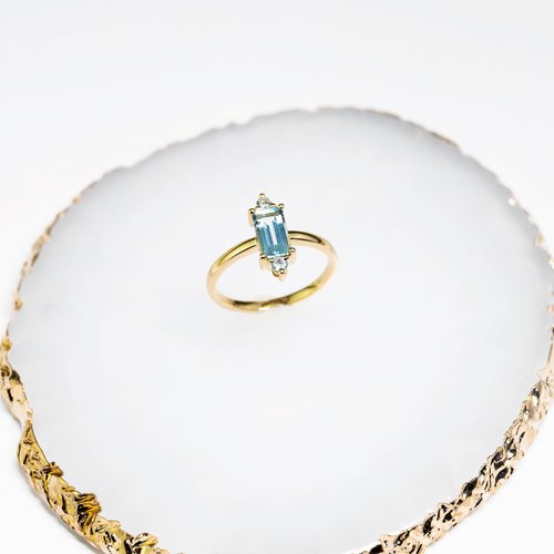 Purplemay Jewellery 【輕奢系列】18K金純天然長方託帕石訂婚戒指 - R144