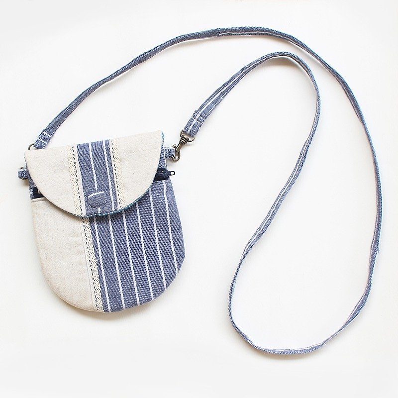 Wen Qing forest department lace stitching stripe shackle cell phone bag / pouch messenger bag versatile package customization - กระเป๋าแมสเซนเจอร์ - ผ้าฝ้าย/ผ้าลินิน 