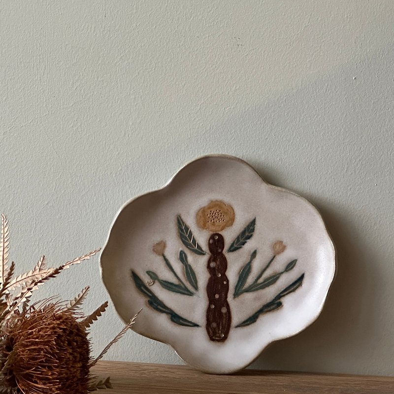 The Lost Flower Tray - Plates & Trays - Pottery 