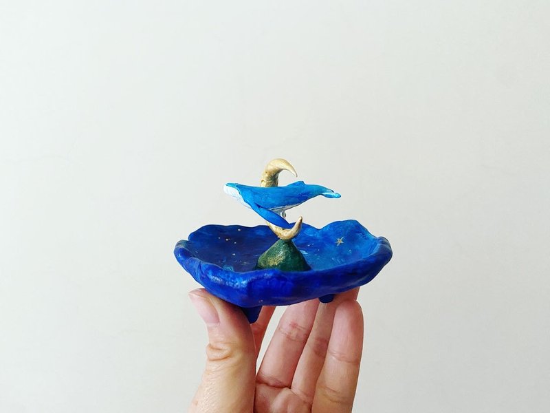 月海鯨魚小盤 - 擺飾/家飾品 - 黏土 藍色