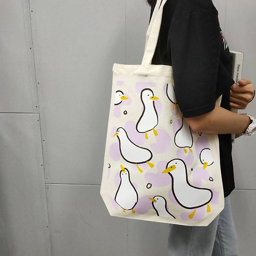 印花美術社EASYIN | 客製化服務 EASYIN 手繪塗鴉設計 雙面印花帆布包 A4可裝袋-走樣鴨