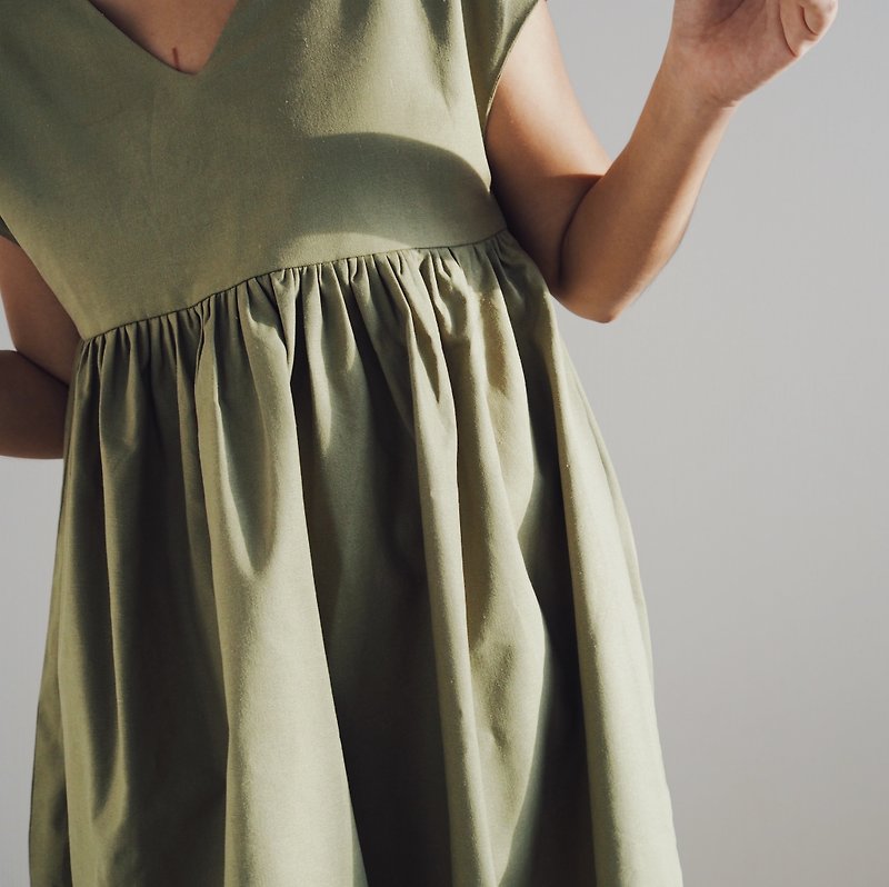 Ami dress olive green linen - One Piece Dresses - Cotton & Hemp Green