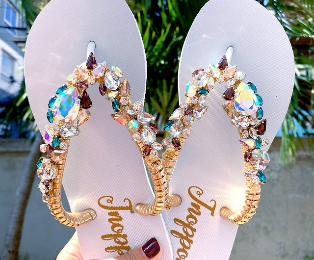 Women's 3cm Thick Bottom Flip Flops-Top Jewelry Craft Rhinestones-Flower  Peach Diamond White Chain Pink Gold - Shop QWQ SLIPPERS Slippers - Pinkoi
