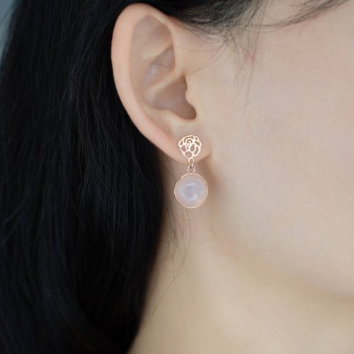 ADARA CHAO 法式原創飾品 【快速出貨】La Rose 粉色水晶耳環 天然粉晶 經典玫瑰系列
