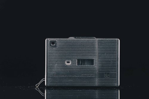 KODAK コダック DISC 4000 ディスクカメラ ディスクフィルム付属 コダック・ディスク4000［Gallery on the WEB vol.57］ – 横浜