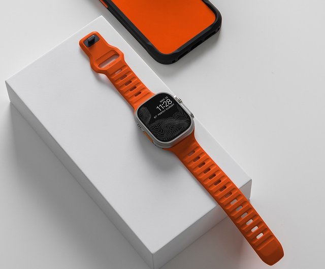 美國NOMAD】Apple Watch專用運動風FKM橡膠錶帶-49/45/44/42mm - 設計館