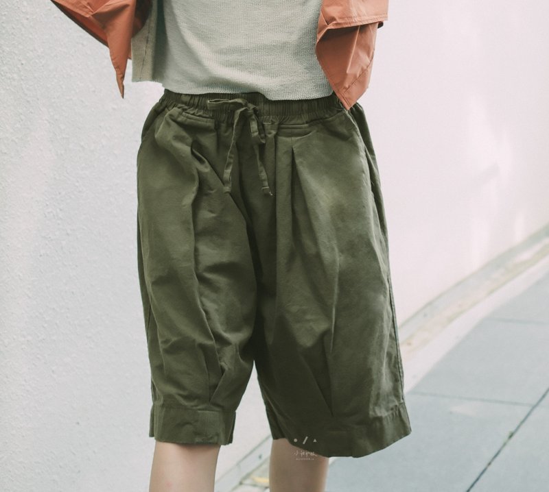 Borscht Malt Shorts - 2 Colors - Borscht Green - กางเกงขาสั้น - ผ้าฝ้าย/ผ้าลินิน สีเขียว