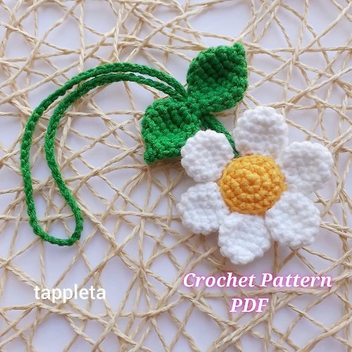 Crochet keychain duckling with a knife,cute bag charm,car accessories for  women - Shop Toysbynusi Keychains - Pinkoi