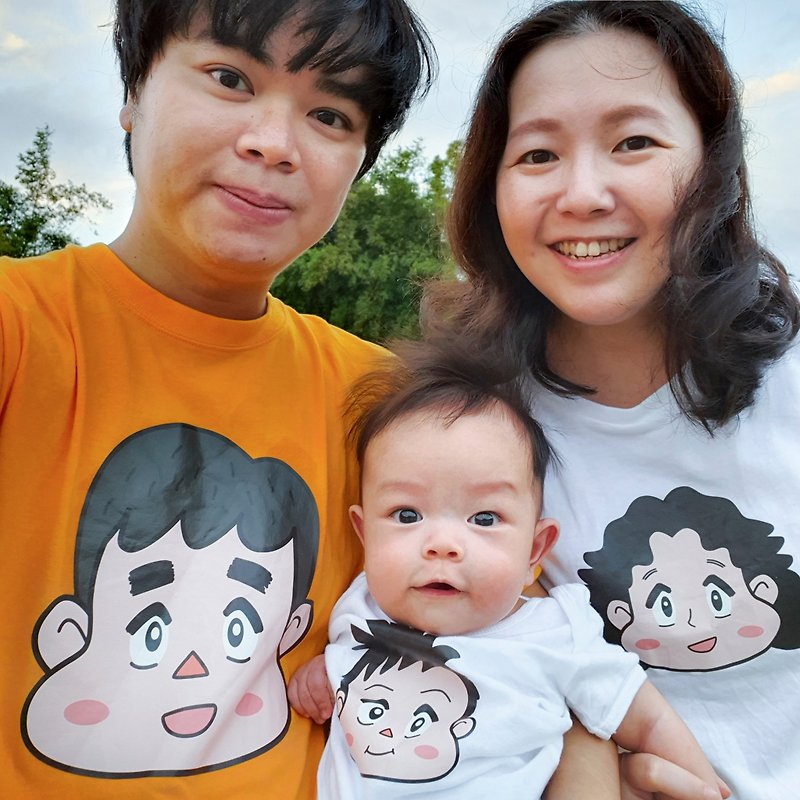 [Customized T-shirts with face-like portraits] Parent-child/Couple/Couple outfit My name is KIKI Sang X Garment research - Women's T-Shirts - Cotton & Hemp White