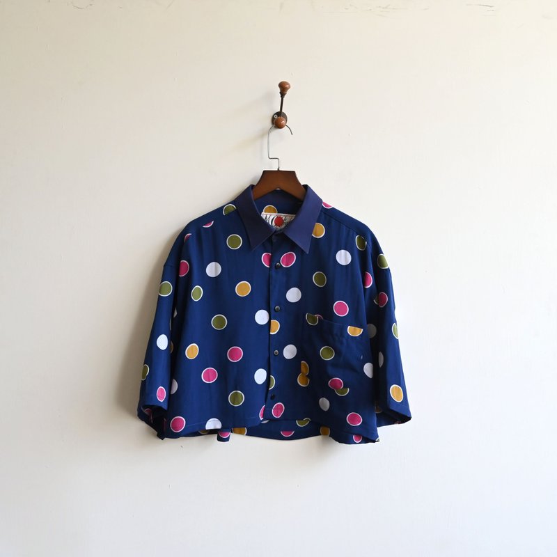 [Egg Plant Vintage] Color Light Scenery Print Short-Sleeve Vintage Shirt - เสื้อเชิ้ตผู้หญิง - ไฟเบอร์อื่นๆ 