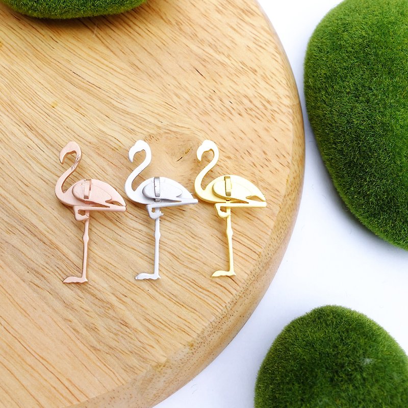 BROOCH flamingo - 胸針 - 其他金屬 金色