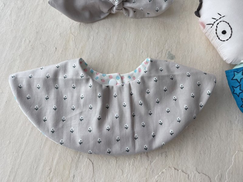 仙度瑞拉的圍兜     360度手工純棉六層紗圓圍兜/可雙面用 - 圍兜/口水巾 - 棉．麻 灰色