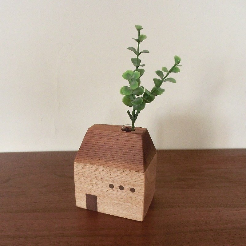 Ouchi vase / flower / gift / wood - ตกแต่งต้นไม้ - ไม้ 