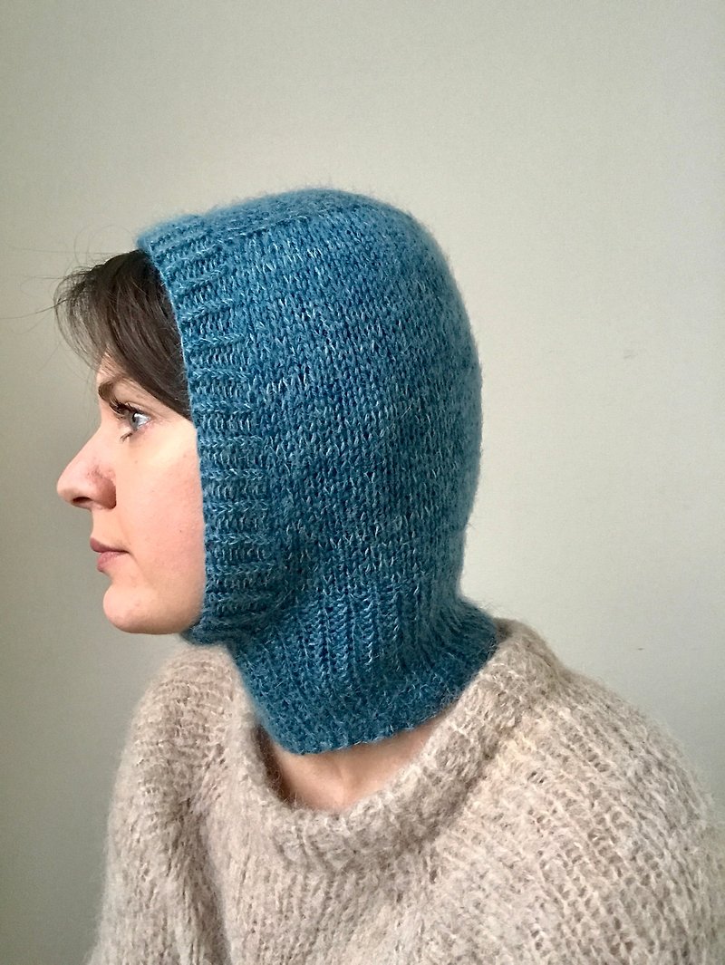 Cashmere merino wool hand knitted balaclava - หมวก - ขนแกะ สีน้ำเงิน