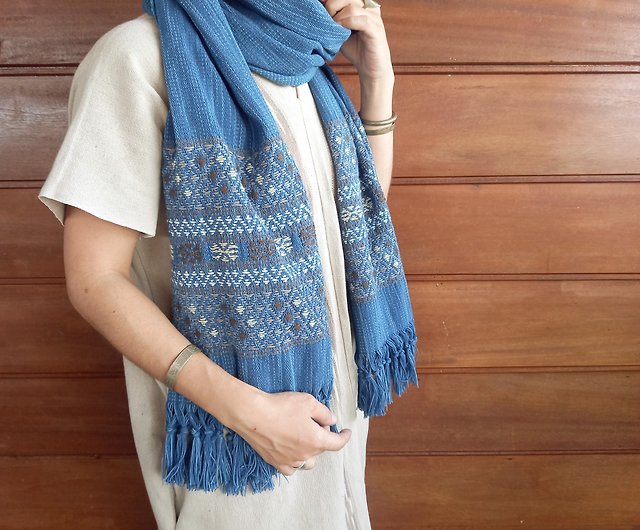 Thai hand-woven shawl / one-of-a-kind / indigo dyeing x gray