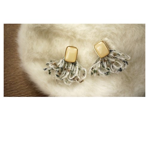 The Little Boutique 小作坊手工輕珠寶 秘境 | 夾式耳環 | clip-on earrings | statement accessories