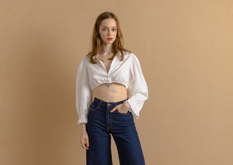 Austrian Bavarian Octoberfest Tyrol Cotton Embroidered Traditional Crop Top 7462 - 女上衣/長袖上衣 - 棉．麻 白色