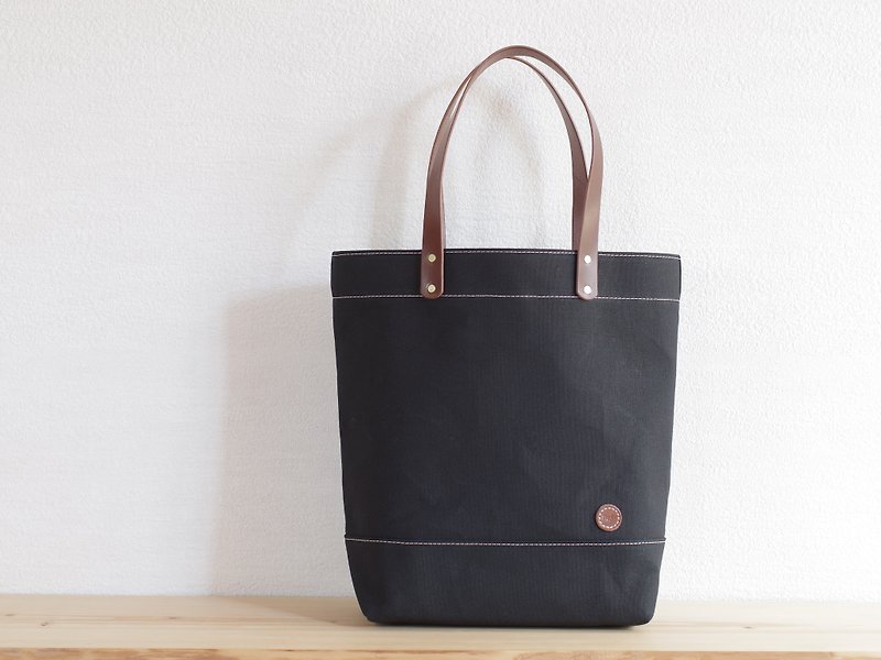 Leather handle canvas vertical tote bag black - Handbags & Totes - Cotton & Hemp Black
