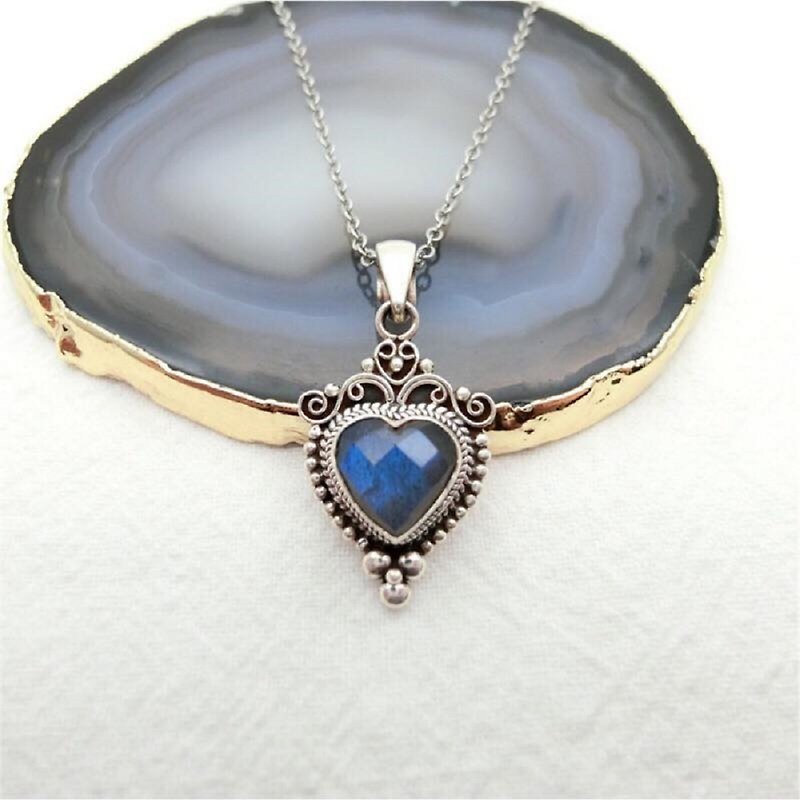 Labradorite 925 sterling silver heart-shaped vintage baroque necklace Nepalese handmade silverware - Necklaces - Gemstone Silver