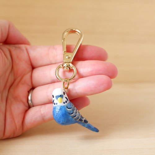 セキセイブルー☆小鳥シリーズ☆　レジンキーホルダー　ハンドメイド セキセイインコ キーホルダー チャーム セキセイインコ雑貨 セキセイ