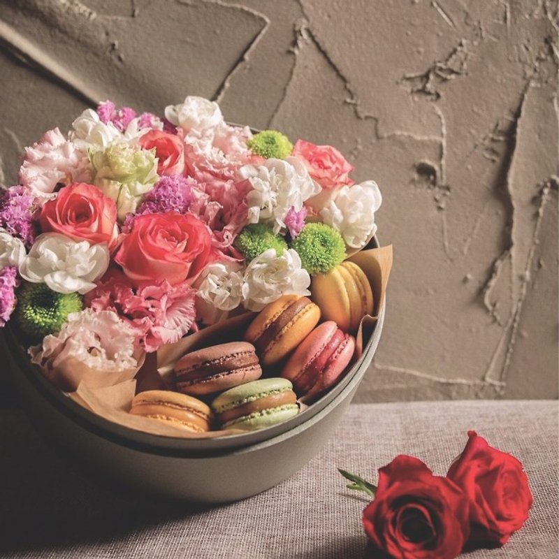 花.好.月.圓. 馬卡龍精緻鮮花禮盒 - 6入 - 植栽/盆栽 - 植物．花 粉紅色