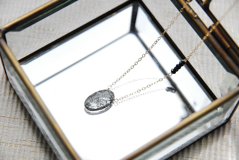 Gemstone quality Large tourmaline in quartz necklace Oval cut 14kgf - Necklaces - Semi-Precious Stones Black