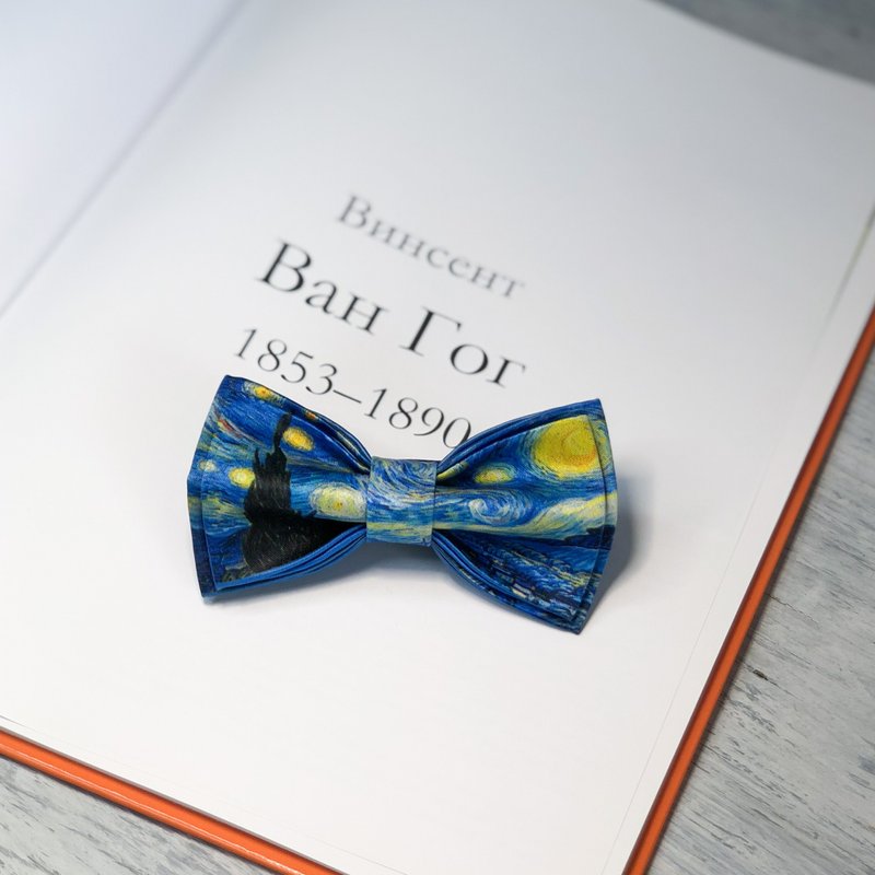 Van Gogh Print Bow Tie - Film Student Gift - Starry Night Print - Bright Bow Tie - หูกระต่าย/ผ้าพันคอผู้ชาย - เส้นใยสังเคราะห์ หลากหลายสี