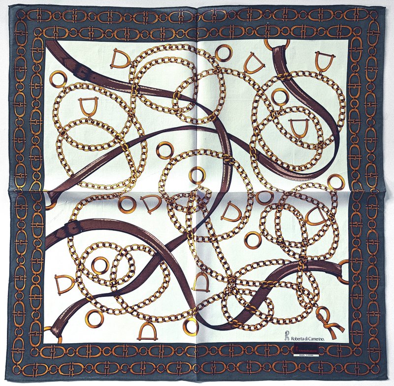 Roberta di Camerino Vintage Baroque Scarf Blue Gold Chain 23 x 23 inches - 手帕 - 棉．麻 藍色