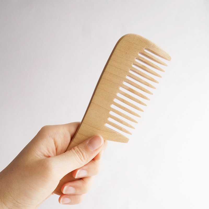 Log massage comb - Makeup Brushes - Wood 