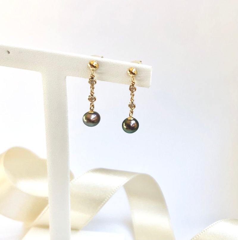 Diamond  Tahitian pearl  earring  pierce K18 - 耳環/耳夾/耳骨夾 - 寶石 金色