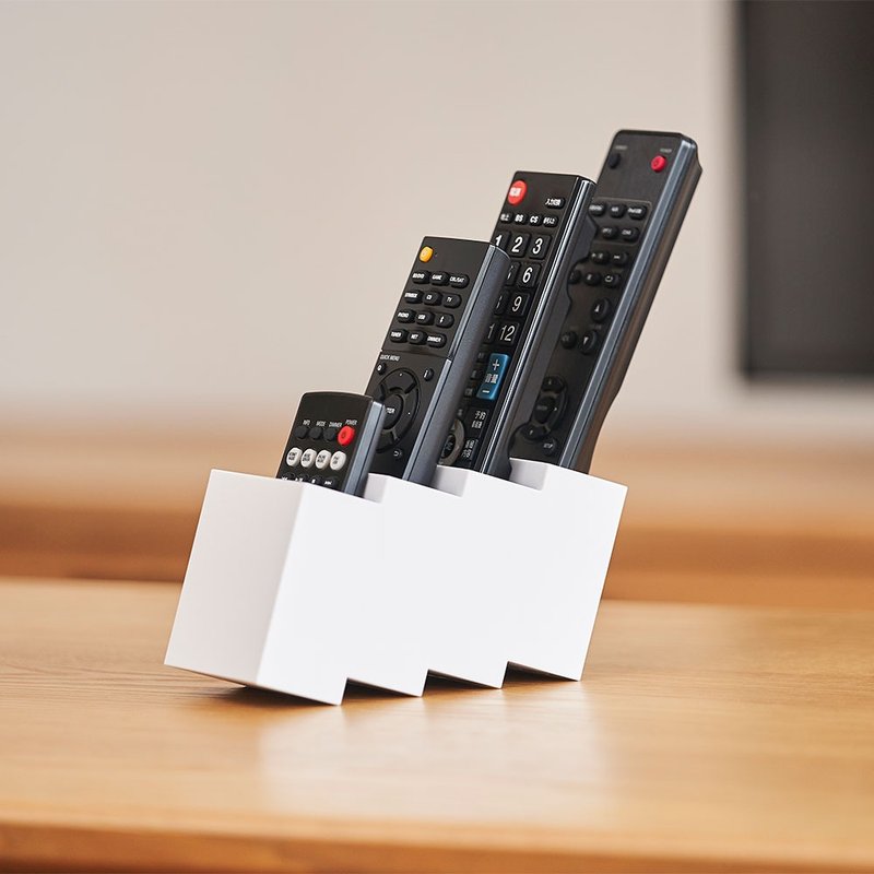 Japan+d remote control storage box - กล่องเก็บของ - พลาสติก หลากหลายสี