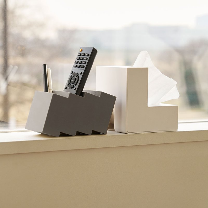 日本 +d 遙控器收納盒 - 收納箱/收納用品 - 塑膠 多色