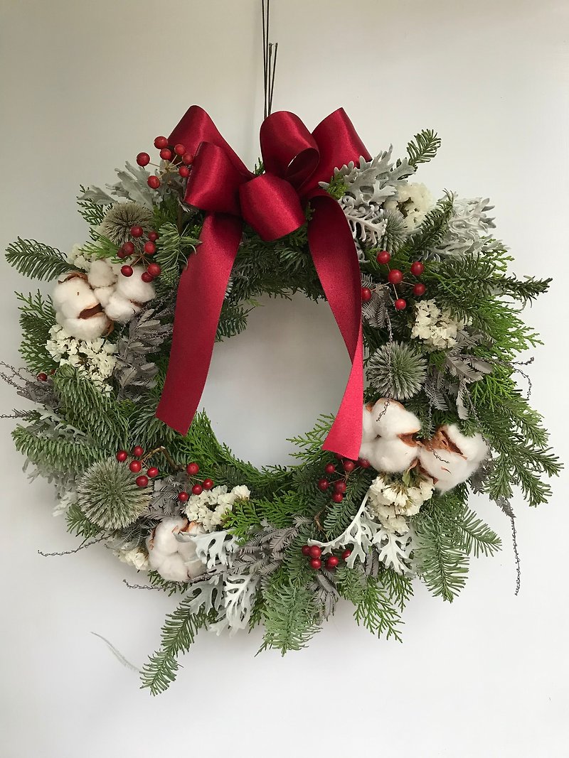 Silver and white Christmas wreath-36 cm (exquisite packaging box) - ช่อดอกไม้แห้ง - พืช/ดอกไม้ ขาว