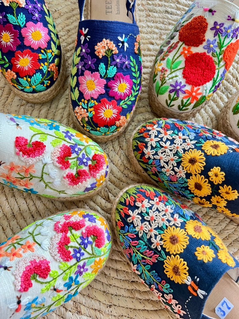 花朵刺繡 - 手工製作 - 涼鞋 - 繡線 白色
