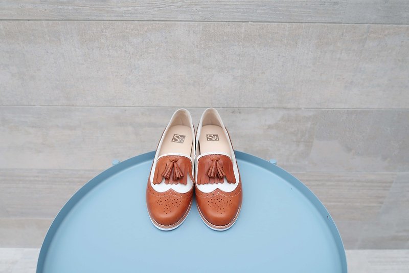 Carved Oxford Slippers - Brown - รองเท้าอ็อกฟอร์ดผู้หญิง - หนังแท้ 