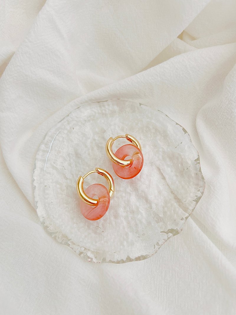 Fresh watermelon crystal 14K gold hoop earrings - สร้อยข้อมือ - คริสตัล สึชมพู